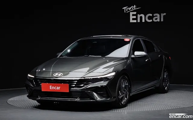 Hyundai Avante CN7 Hybrid — миниатюра 1