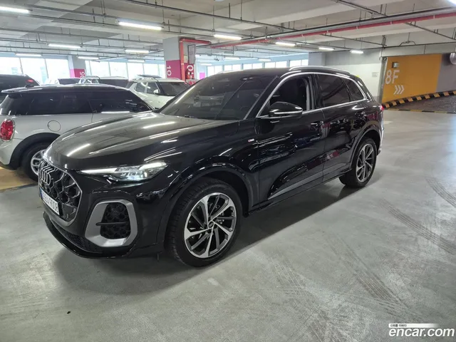 Audi Q5 (80A) 40 TFSI S Line — миниатюра 1