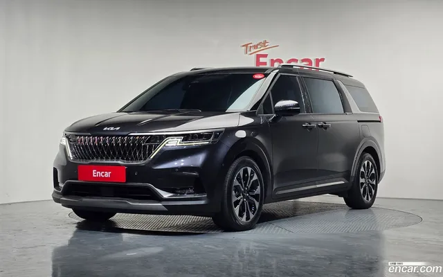 Kia Carnival 7 — миниатюра 1