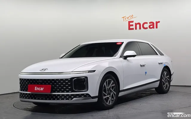 Hyundai Grandeur Hybrid (GN7) — миниатюра 1