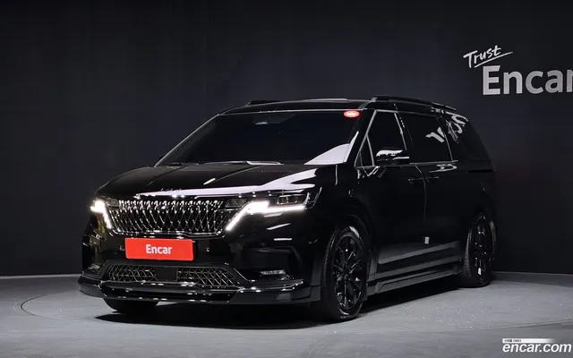 Kia Carnival 7 — миниатюра 1