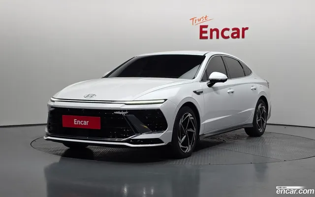 Hyundai (DN8) — миниатюра 1