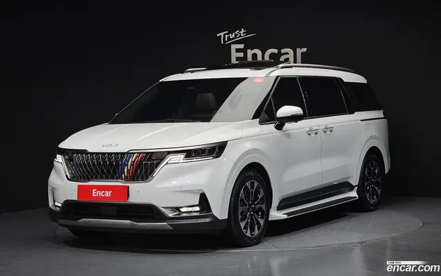 Kia Carnival 7 — миниатюра 1