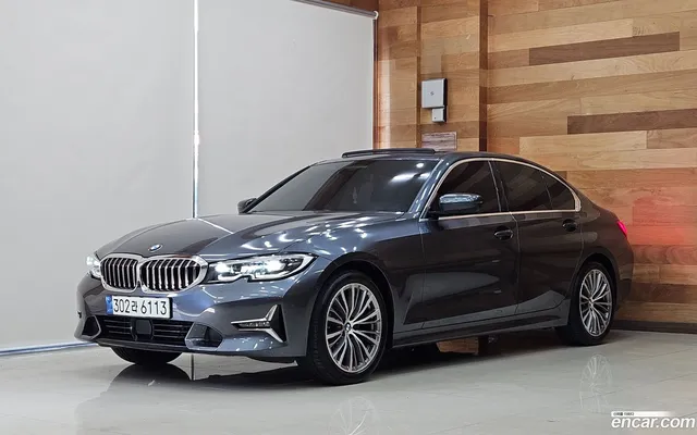 BMW 3 Series (G20) 320i — миниатюра 1