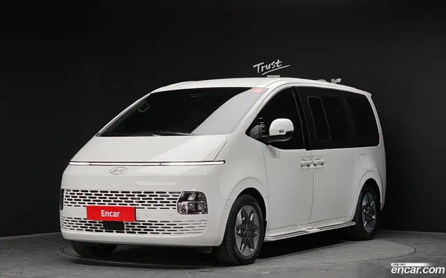 Hyundai Staria 9 — миниатюра 1