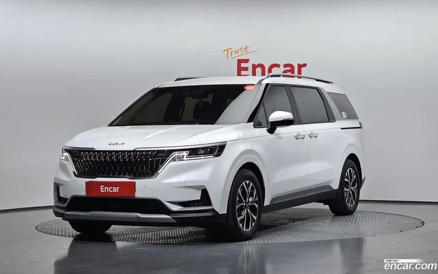 Kia Carnival 9 — миниатюра 1