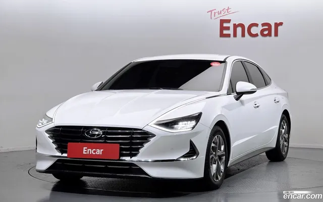 Hyundai Sonata (DN8) 2.0 — миниатюра 1