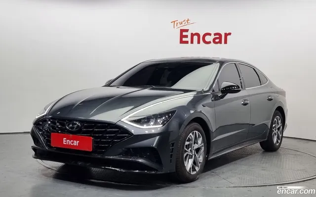 Hyundai Sonata (DN8) 2.0 — миниатюра 1