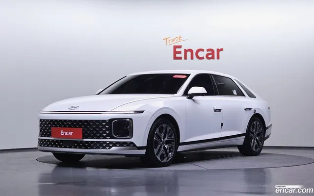 Hyundai Grandeur Hybrid (GN7) — миниатюра 1