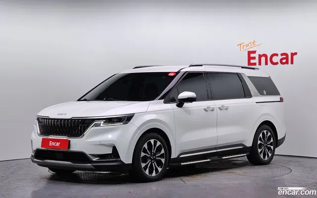 Kia Carnival 7 — миниатюра 1