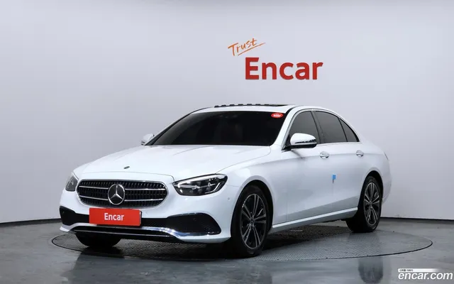 Mercedes-Benz E-Class (W213) E250 — миниатюра 1