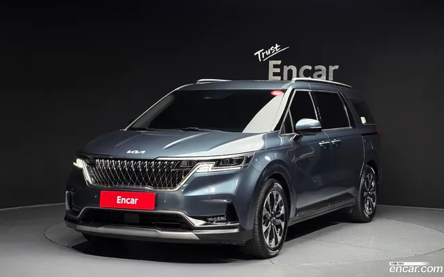 Kia Carnival 7 — миниатюра 1