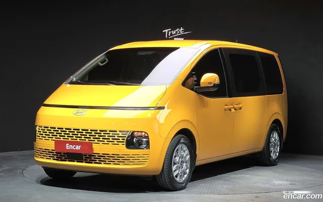 Hyundai Staria HEV 1.6 11 — миниатюра 1