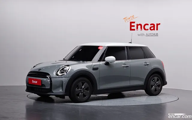 MINI Cooper 5 — миниатюра 1