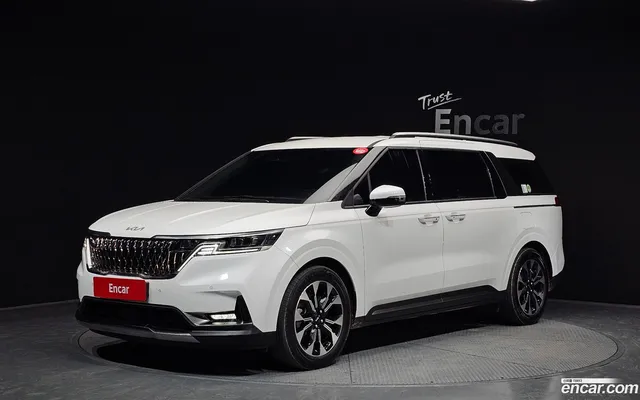 Kia Carnival 9 — миниатюра 1