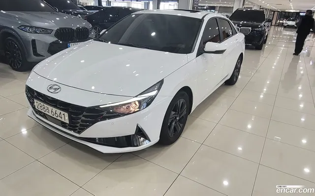 Hyundai Avante (CN7) 1.6 — миниатюра 1