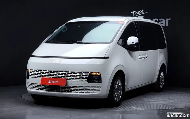 Hyundai Staria 3 — миниатюра 1