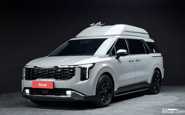 Kia Carnival 7 — миниатюра 1