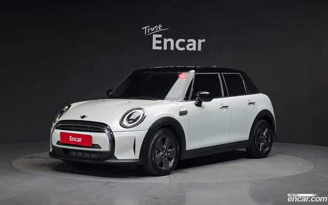 MINI Cooper 5 — миниатюра 1