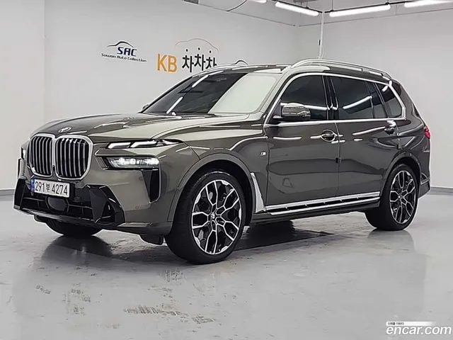 BMW X7 (G07) xDrive 40i M 6 — миниатюра 1
