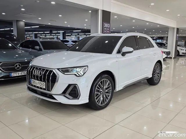 Audi Q3 (F3) 35 TDI — миниатюра 1