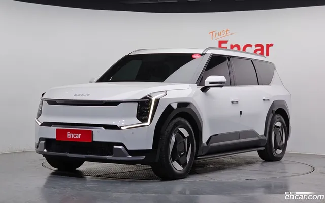 Kia EV9 4WD — миниатюра 1