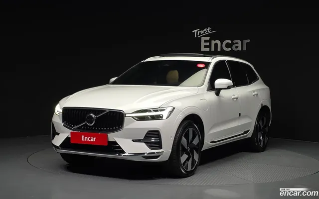 Volvo XC60 T8 — миниатюра 1