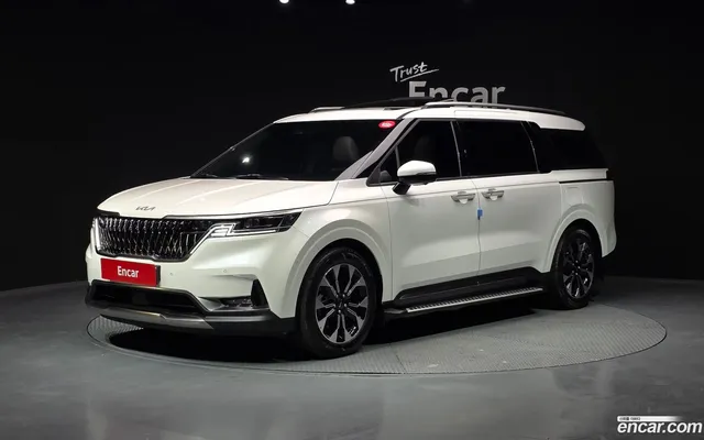 Kia Carnival 9 — миниатюра 1