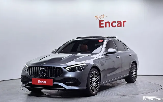 Mercedes-Benz C-Class (W206) C200 — миниатюра 1