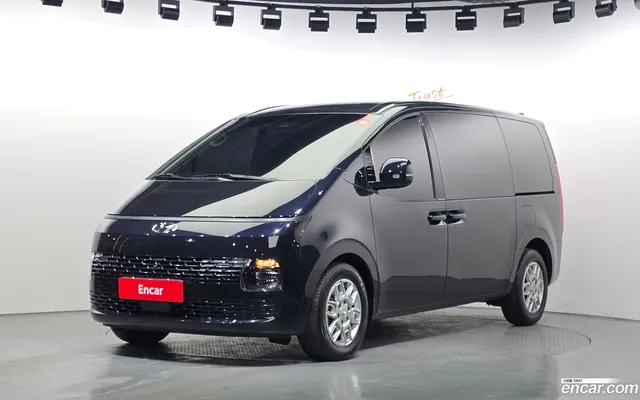 Hyundai Staria 3 — миниатюра 1
