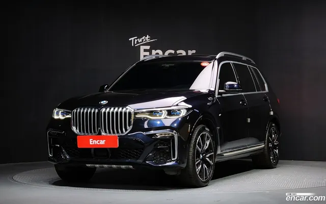 BMW X7 (G07) xDrive 40i M 6 — миниатюра 1