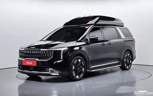 Kia Carnival 7 — миниатюра 1