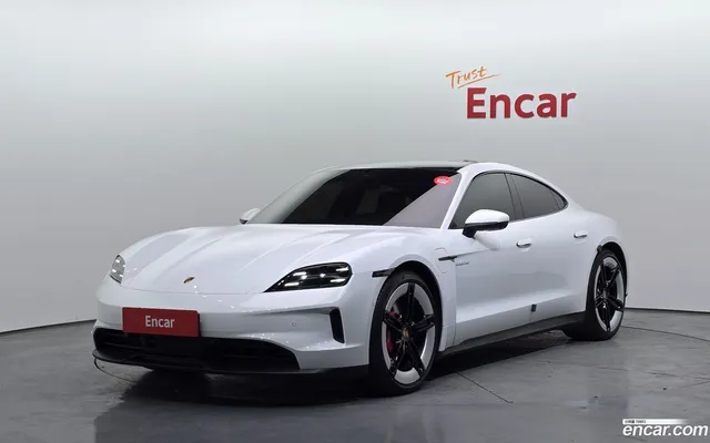 Porsche Taycan 4S — миниатюра 1