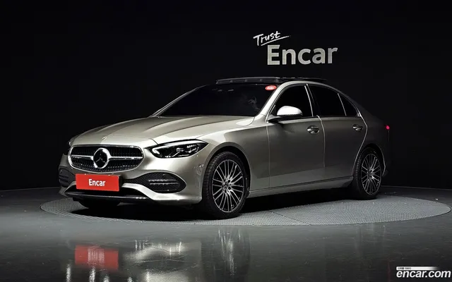 Mercedes-Benz C-Class (W206) C200 4MATIC — миниатюра 1