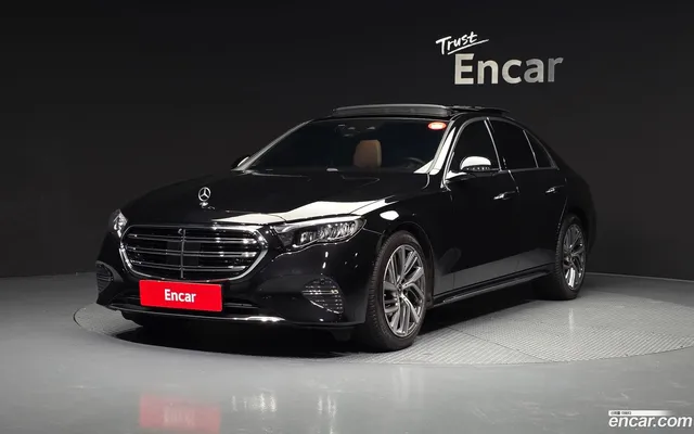 Mercedes-Benz E-Class (W214) E220d 4MATIC — миниатюра 1