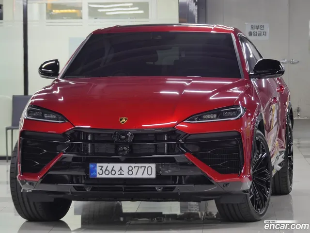Lamborghini Urus 4.0 V8 SE — миниатюра 1
