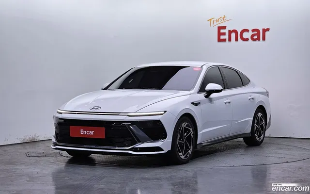 Hyundai (DN8) 1.6 — миниатюра 1