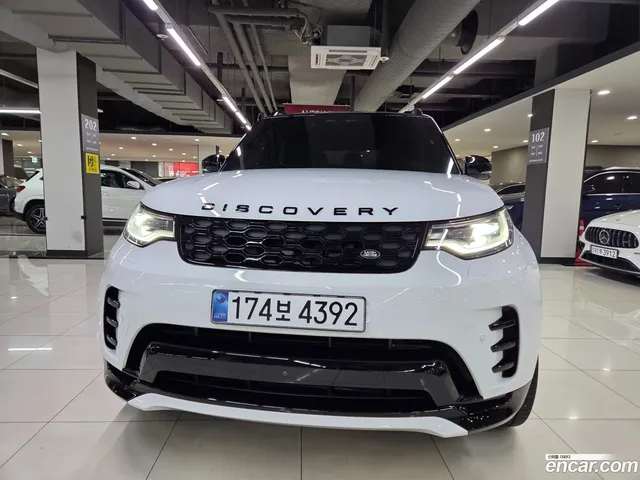 Land Rover 5 P360 HSE — миниатюра 1