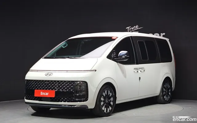 Hyundai Staria 4WD 9 — миниатюра 1