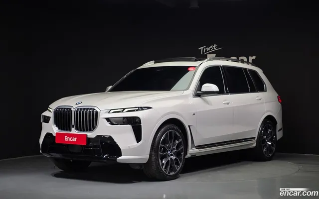 BMW X7 (G07) xDrive 40i M 6 — миниатюра 1