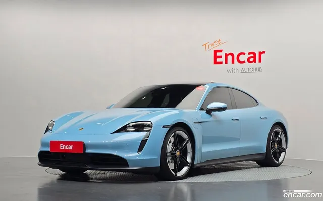 Porsche Taycan — миниатюра 1