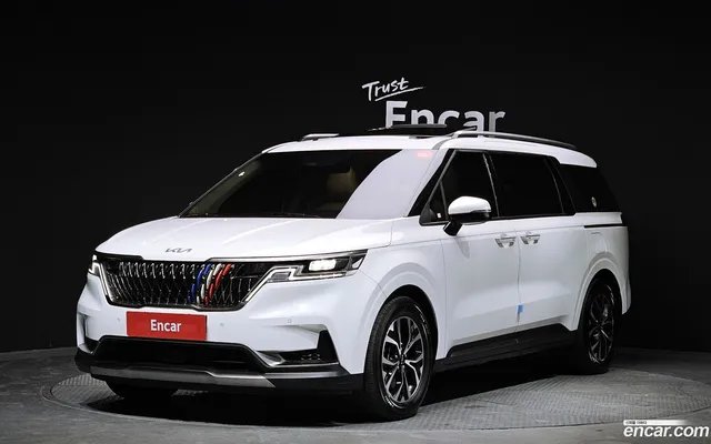 Kia Carnival 9 — миниатюра 1