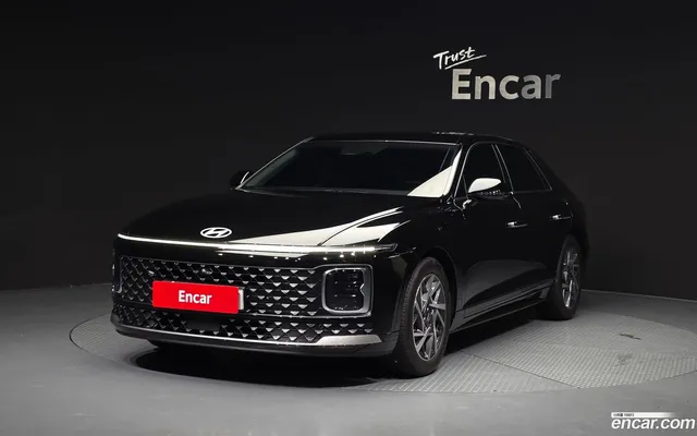 Hyundai Grandeur Hybrid (GN7) — миниатюра 1