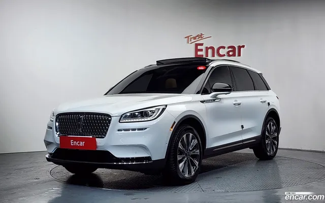 Lincoln Corsair 2.0 AWD — миниатюра 1
