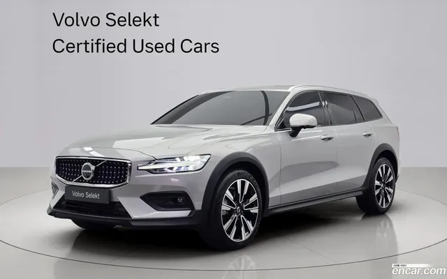 Volvo V60 2 B5 AWD — миниатюра 1