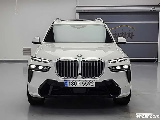 BMW X7 (G07) xDrive 40i M 7 — миниатюра 1