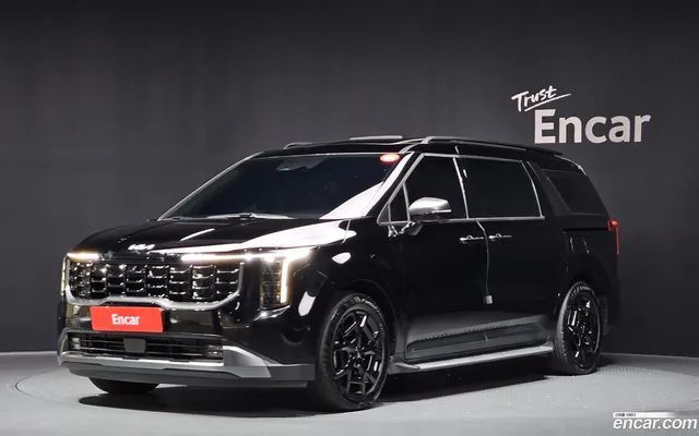 Kia Carnival HEV 9 — миниатюра 1