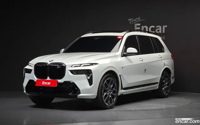 BMW X7 (G07) xDrive 40i M 6 — миниатюра 1