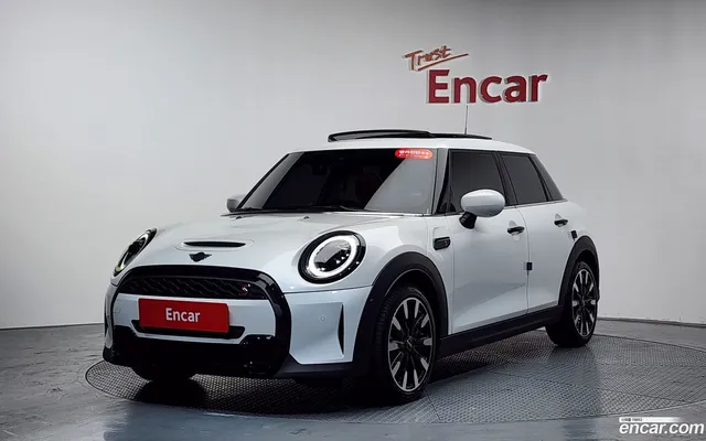 MINI Cooper S — миниатюра 1