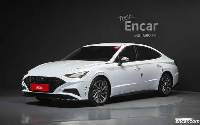 Hyundai Sonata (DN8) 1.6 — миниатюра 1